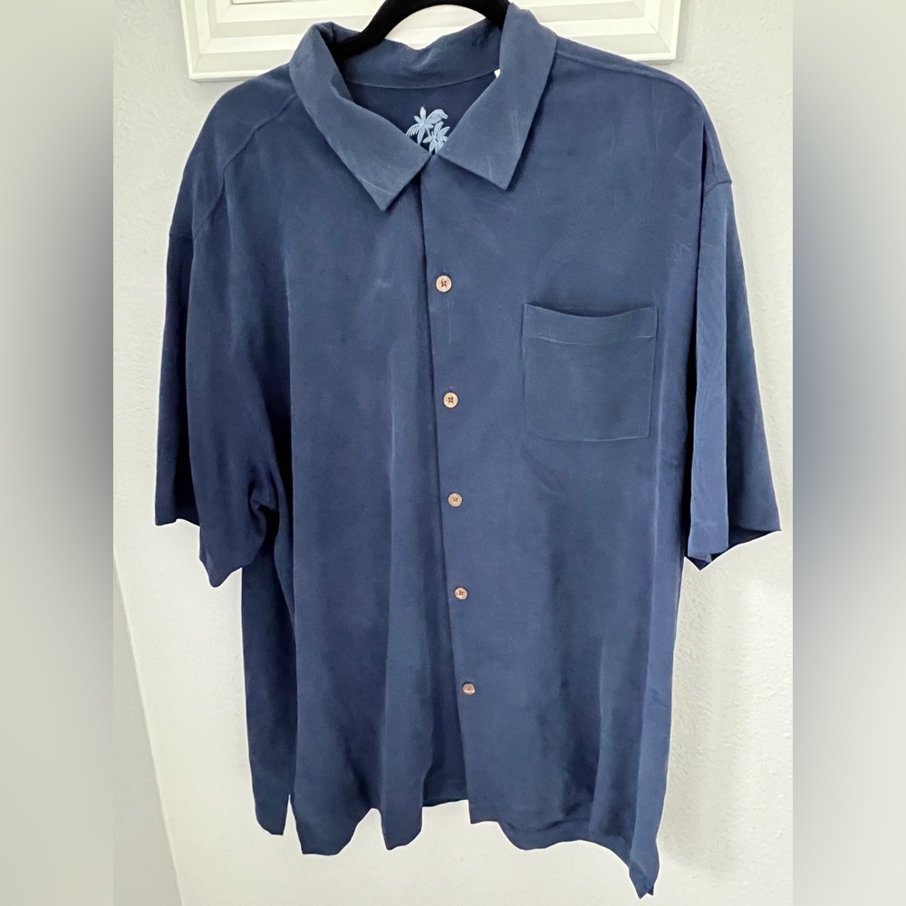 Tommy Bahama Navy Casual Button Down Shirt